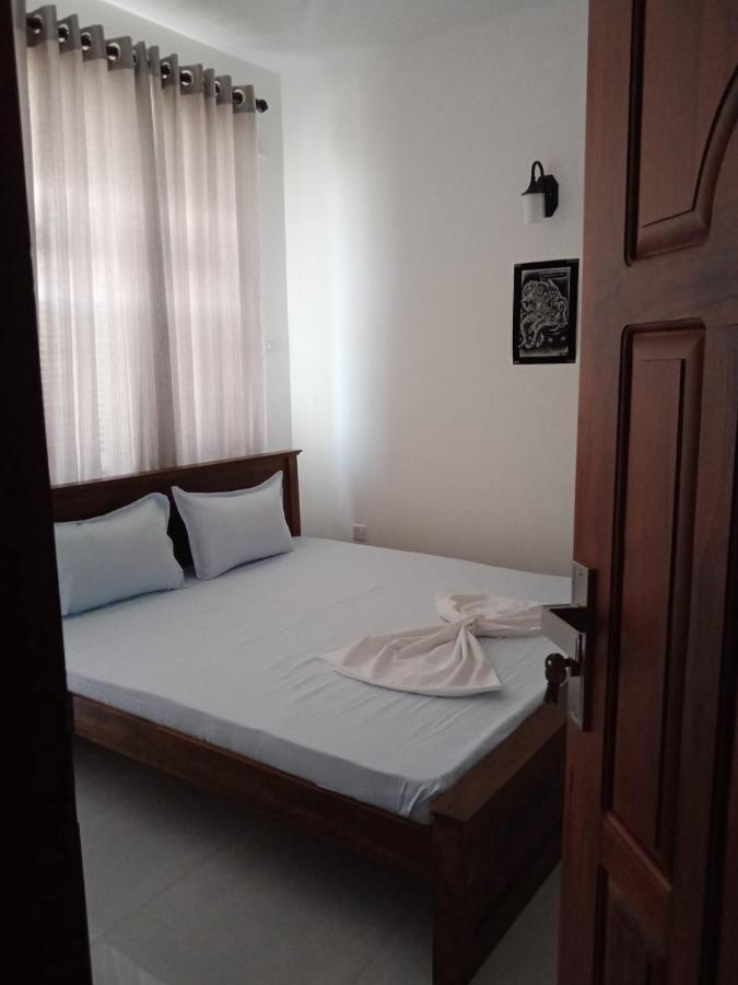 Para Inn Residence Dehiwala-Mount Lavinia Buitenkant foto