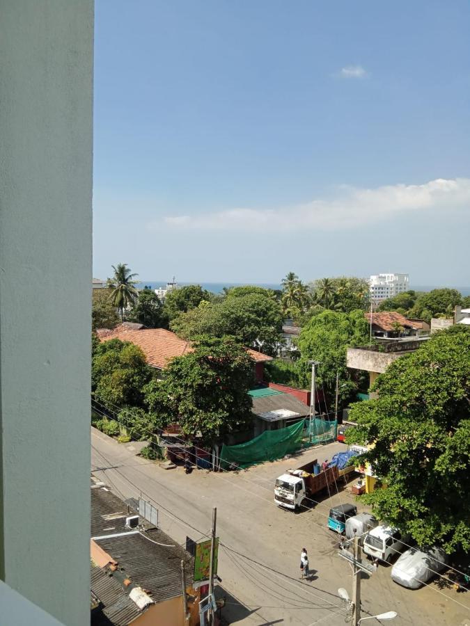 Para Inn Residence Dehiwala-Mount Lavinia Buitenkant foto