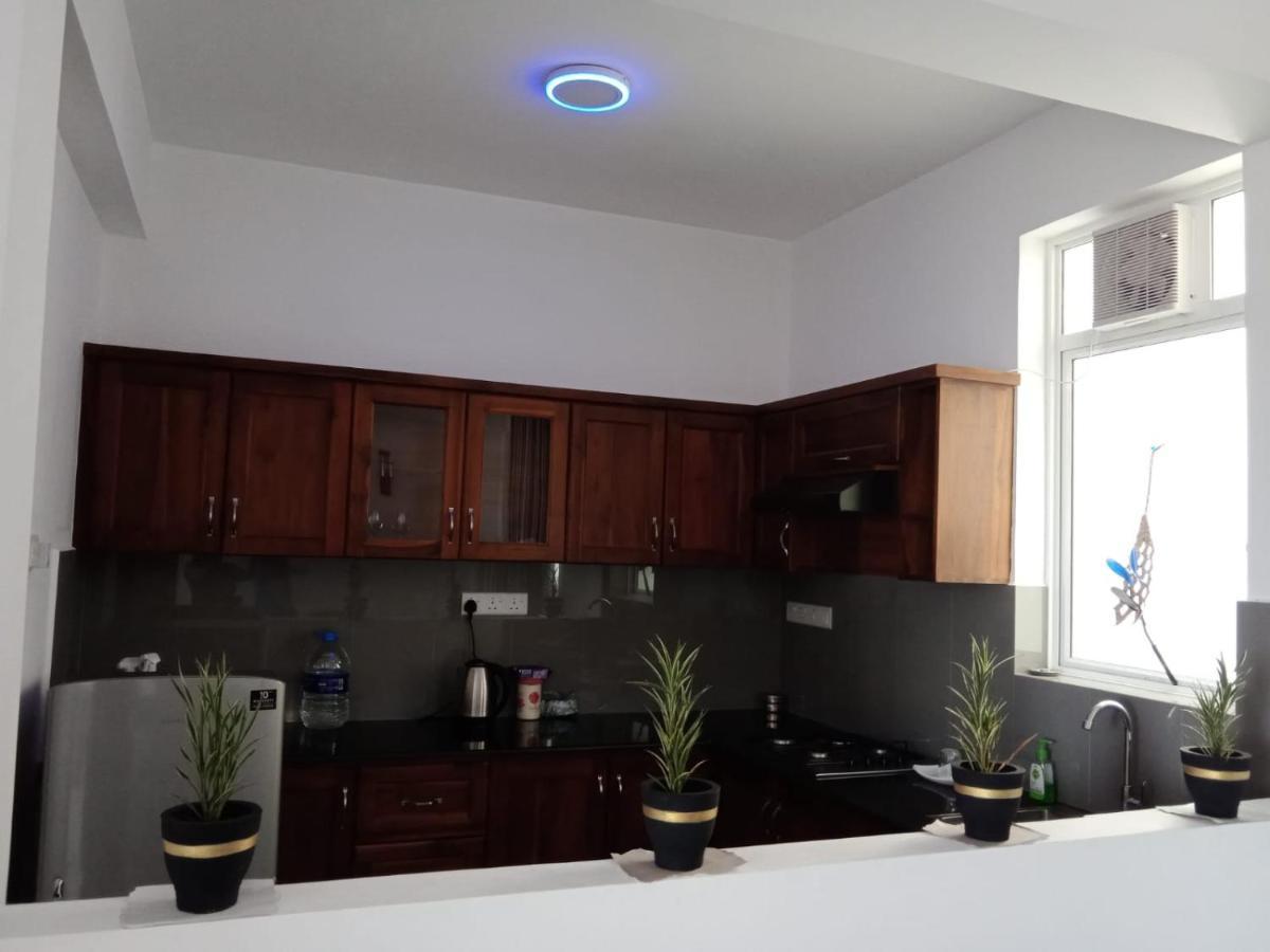 Para Inn Residence Dehiwala-Mount Lavinia Buitenkant foto