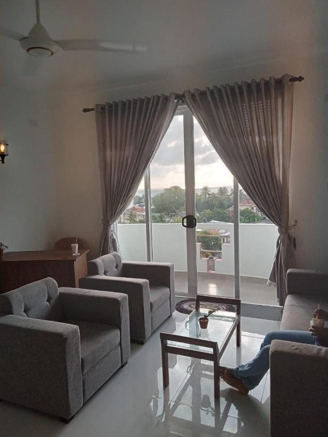 Para Inn Residence Dehiwala-Mount Lavinia Buitenkant foto